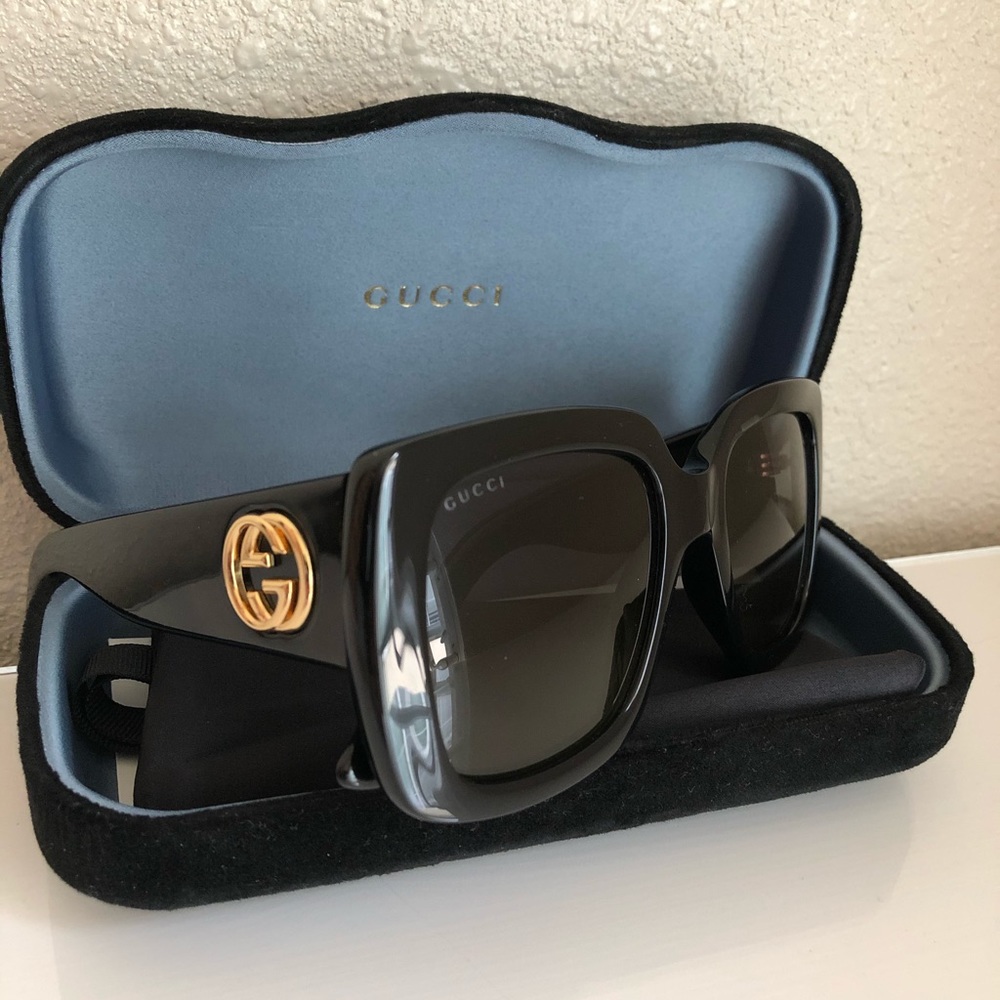 GUCCI sunglasses